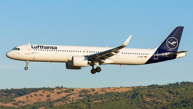 D-AIED:Airbus A321:Lufthansa